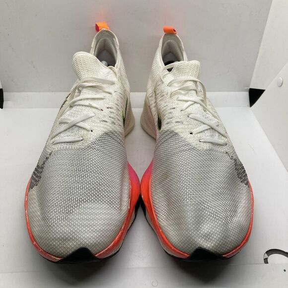 Athletic_Shoes